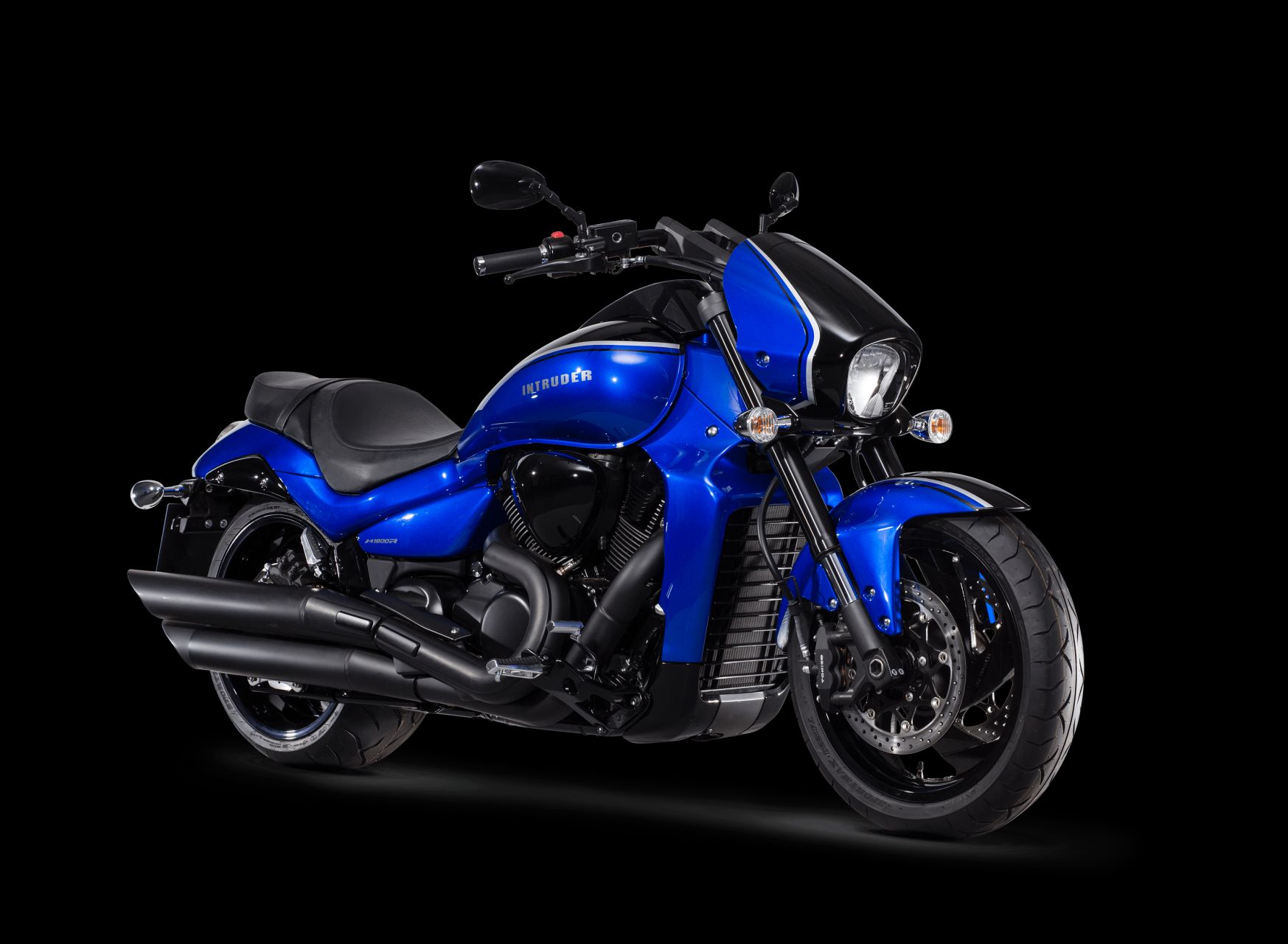 Synonim Potęgi – Suzuki M 1800R Intruder | Świat Motocykli