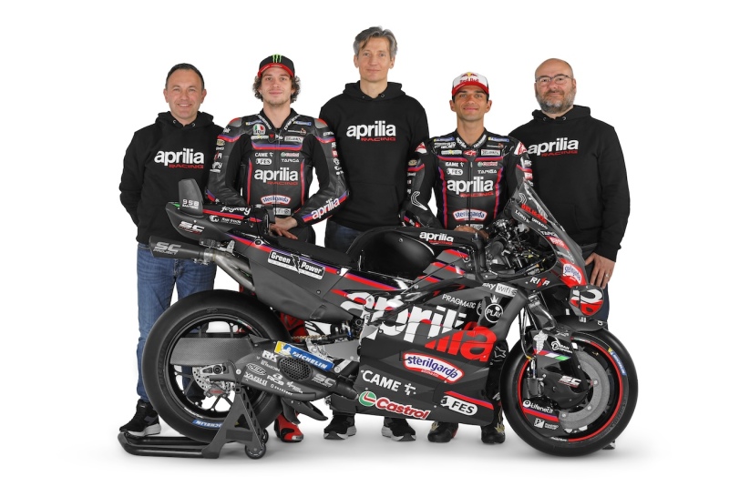 Aprilia-Racing-prezentacja-2025-Jorge-Martin-Marco-Bezzecchi-Lorenzo-Savadori-2