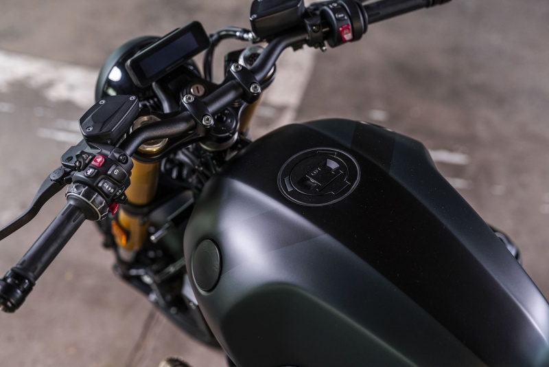 BMW-R-12-Chaos-ZK-Motors-10