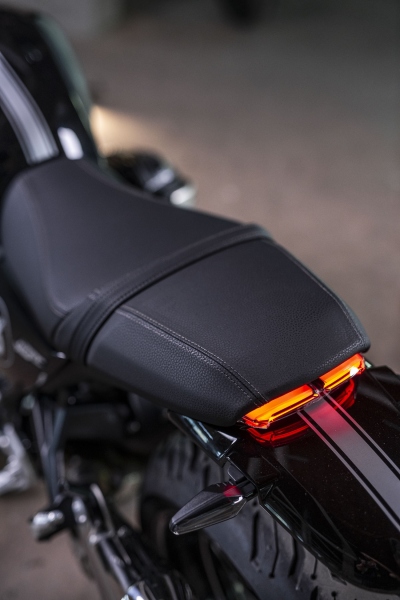 BMW-R-12-nighT-Auto-Fus-Group-6