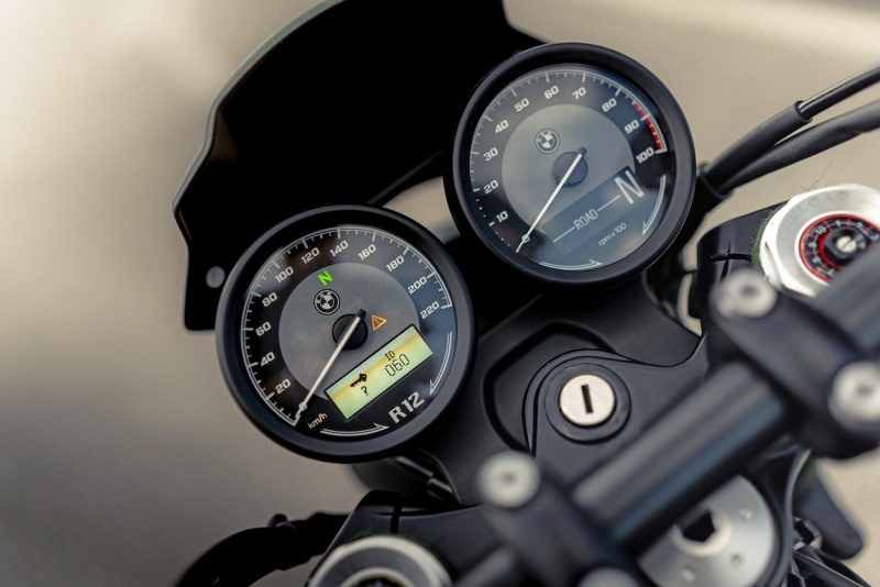 BMW-R-12-nineT-MadGreen-5