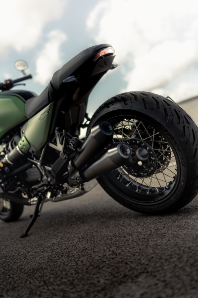BMW-R-12-nineT-MadGreen-7