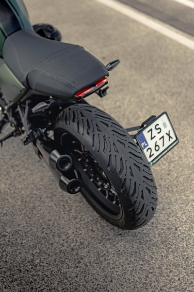 BMW-R-12-nineT-MadGreen-8
