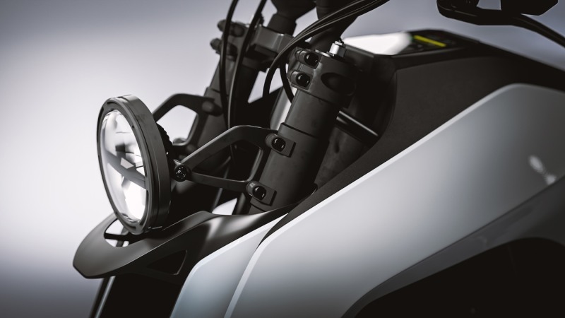 Ducati-Desert-X-Handyman-Dotto-Creations-i-Danilo-Petrucci-fot-11