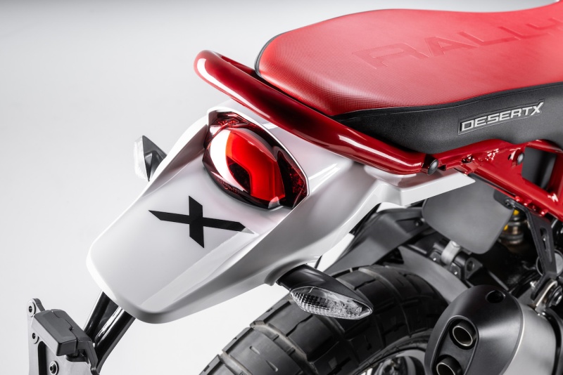 Ducati-DesertX-Rally-2024-Studio-24
