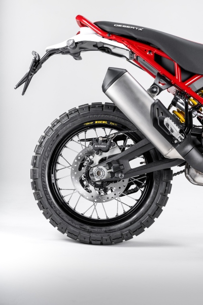 Ducati-DesertX-Rally-2024-Studio-31