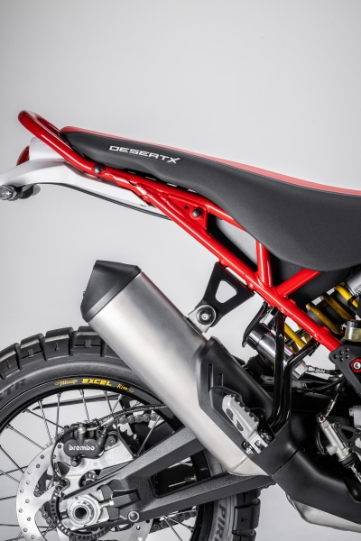 Ducati-DesertX-Rally-2024-Studio-64