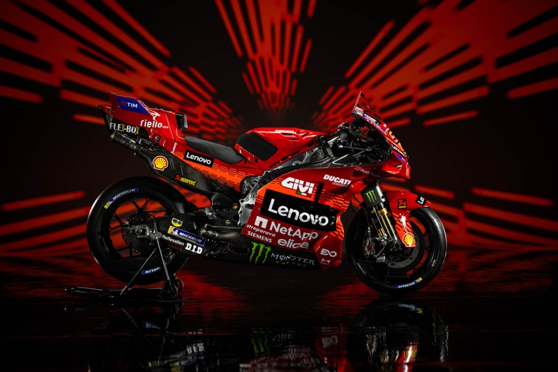 Ducati-Desmosedici-GP-2025-Marc-Marquez-Pecco-Bagnaia-MotoGP-10