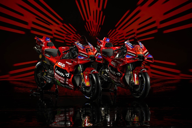 Ducati-Desmosedici-GP-2025-Marc-Marquez-Pecco-Bagnaia-MotoGP-16