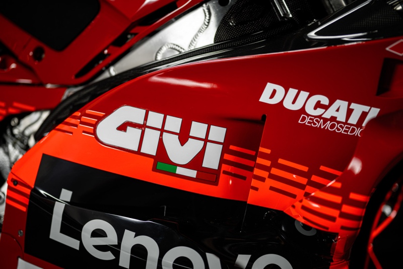 Ducati-Desmosedici-GP-2025-Marc-Marquez-Pecco-Bagnaia-MotoGP-33