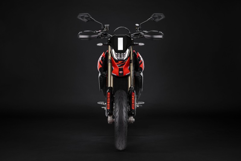 Ducati-Hypermotard-698-Mono-2024-106