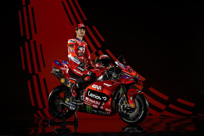 Francesco-Pecco-Bagnaia-MotoGP-2025-prezentacja-Ducati-8