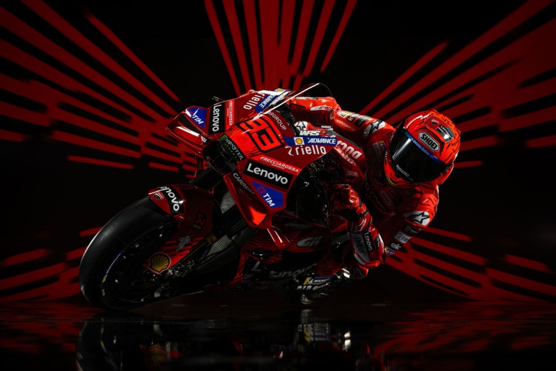 Marc-Marquez-MotoGP-2025-prezentacja-Ducati-12