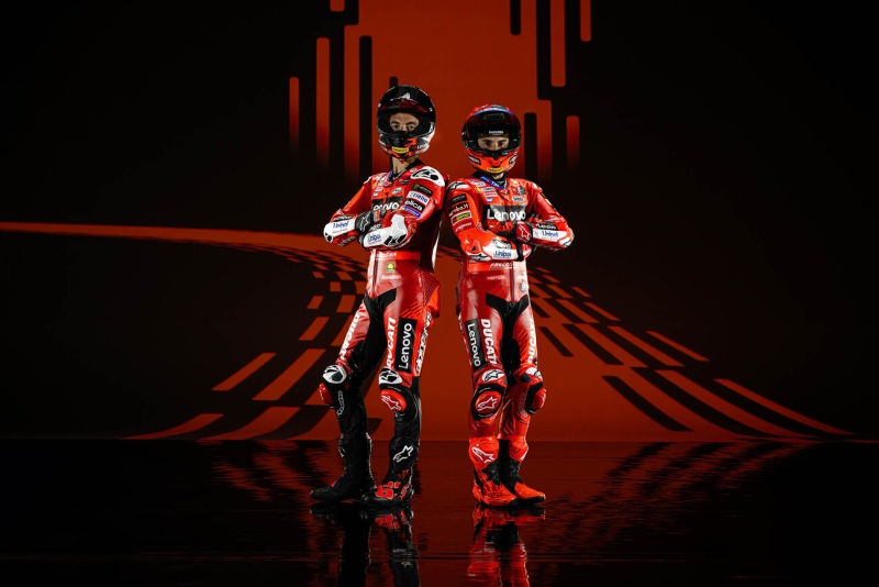 Pecco-Bagnaia-Marc-Marquez-MotoGP-2025-prezentacja-Ducati-6