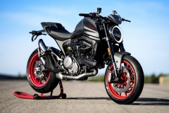Ducati-Monster-2021-2
