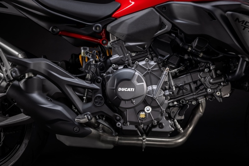 ducati-monster-2026-studio-12