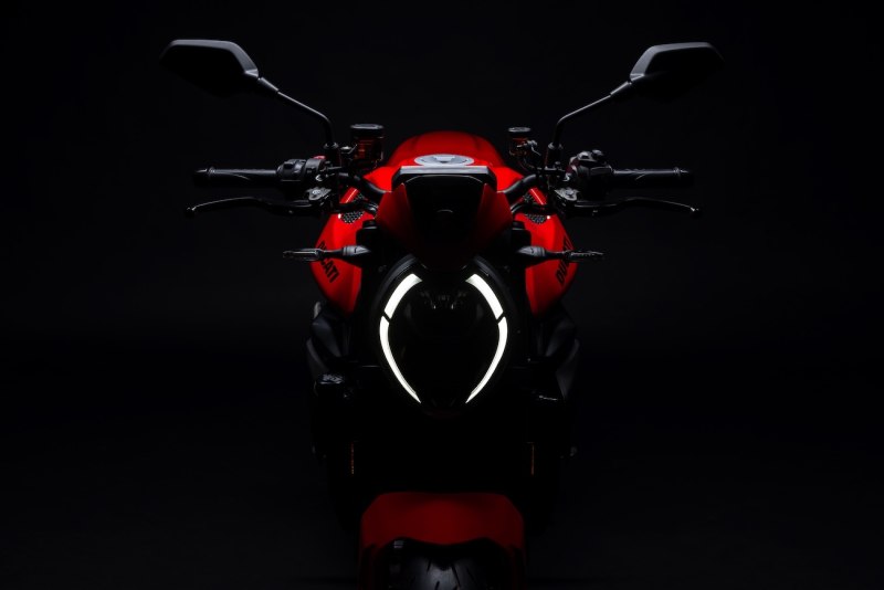 ducati-monster-2026-studio-31