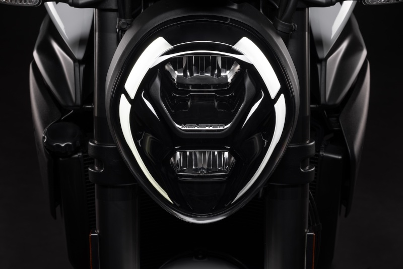 ducati-monster-2026-studio-5