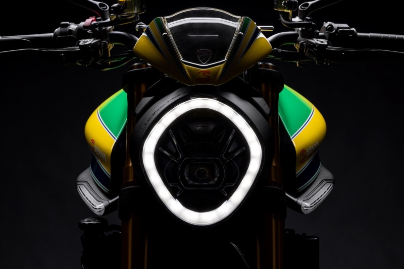 Ducati_Monster_Senna-_10__UC638474_Mid