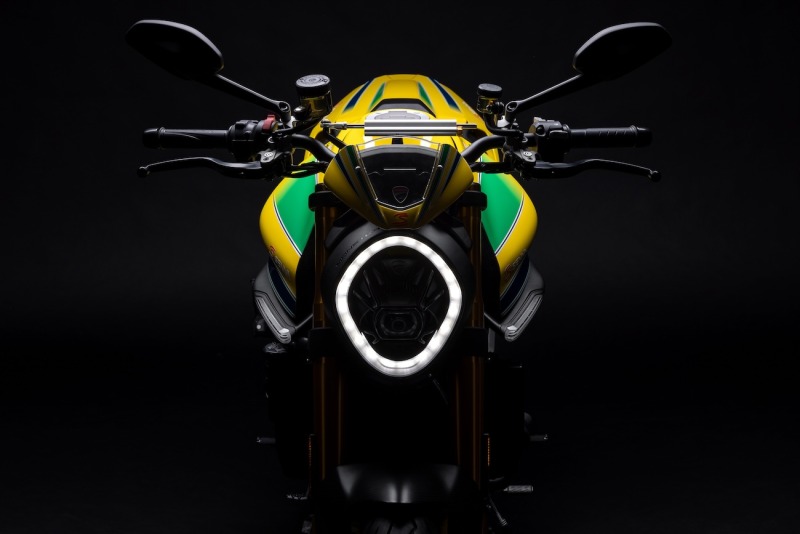 Ducati_Monster_Senna-_12__UC638476_Mid
