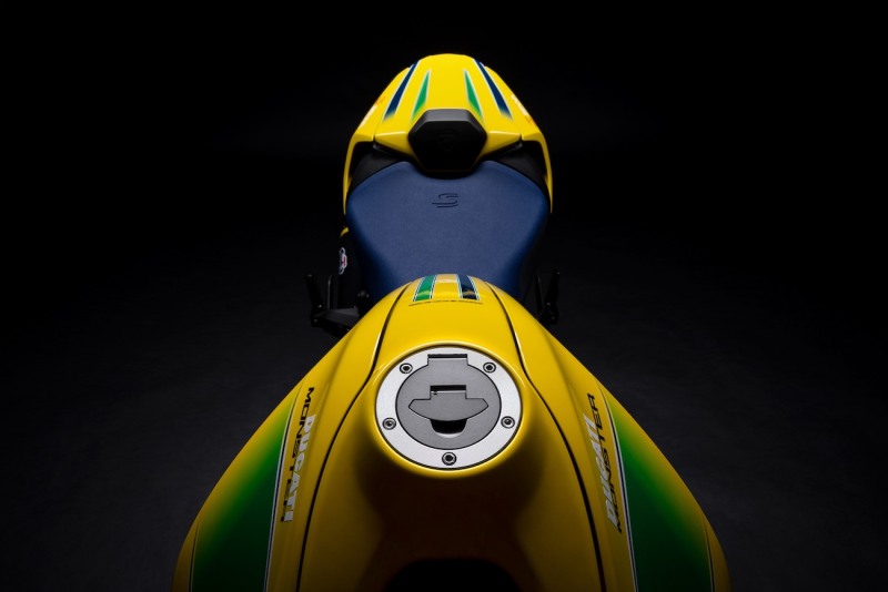 Ducati_Monster_Senna-_15__UC638479_Mid