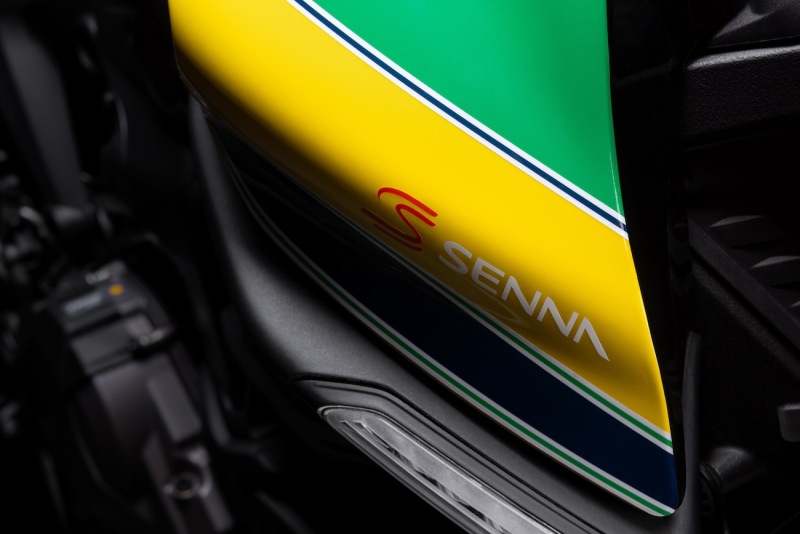 Ducati_Monster_Senna-_21__UC638485_Mid