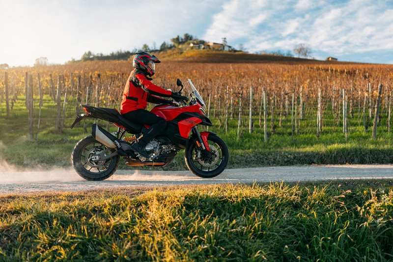 Ducati-Multistrada-V2-2025-akcja-14