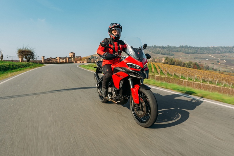 Ducati-Multistrada-V2-2025-akcja-31