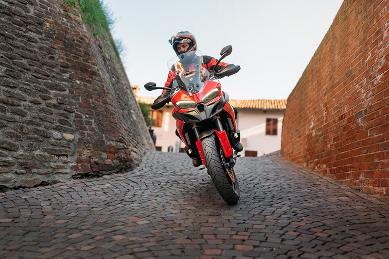 Ducati-Multistrada-V2-2025-akcja-42