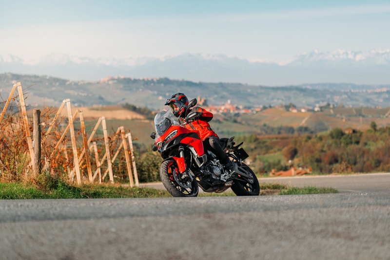 Ducati-Multistrada-V2-2025-akcja-7