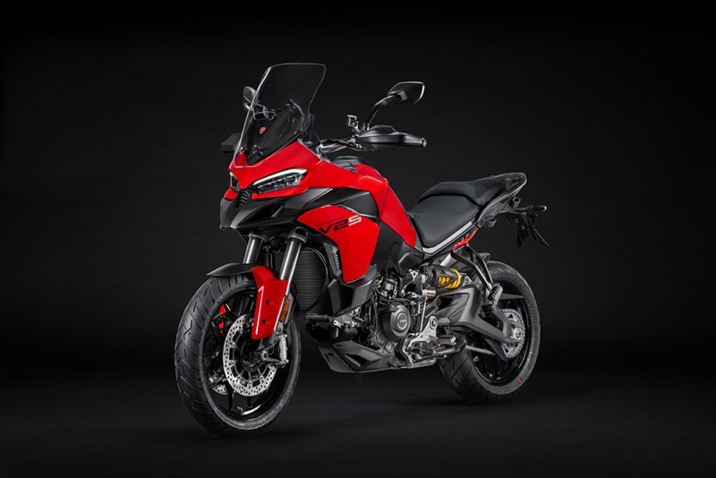 Ducati-Multistrada-V2-2025-studio-3