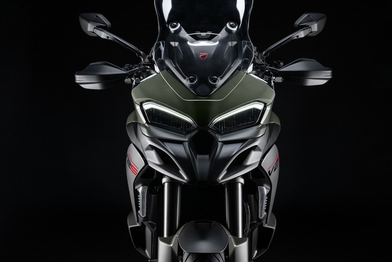 Ducati-Multistrada-V2-2025-zielona-21