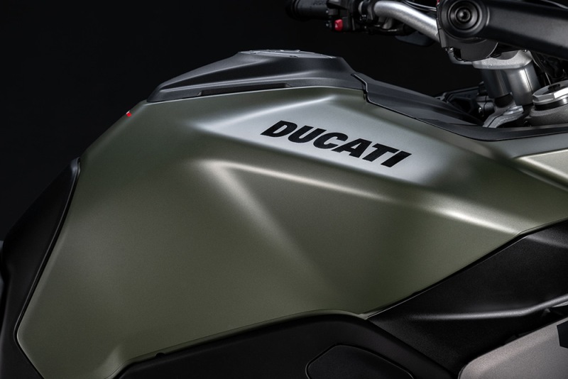 Ducati-Multistrada-V2-2025-zielona-7