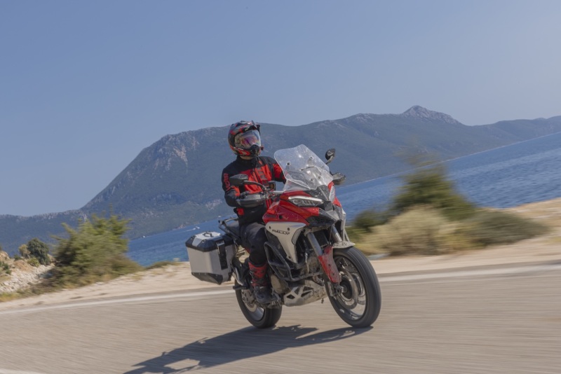 Ducati-Multistrada-V4-Rally-2026-akcja-24