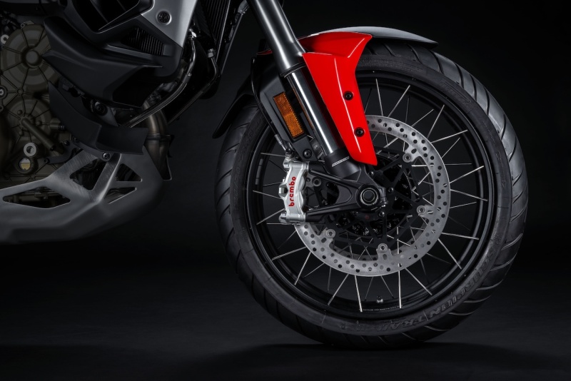 Ducati-Multistrada-V4-Rally-2026-studio-12