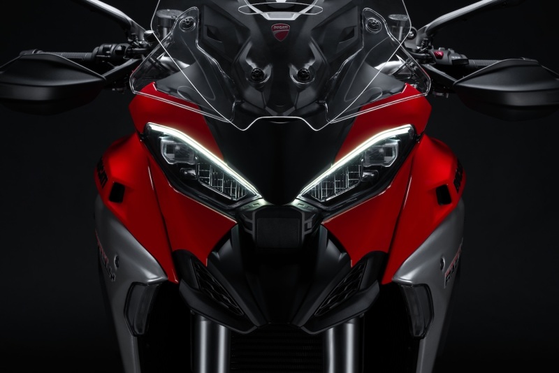 Ducati-Multistrada-V4-Rally-2026-studio-3