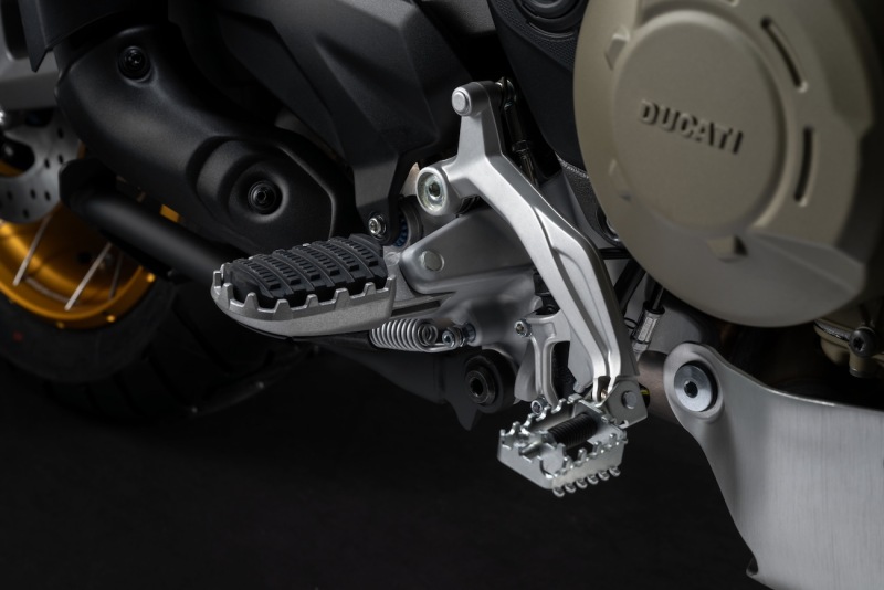 Ducati-Multistrada-V4-Rally-2026-studio-33