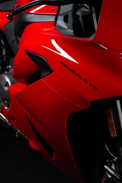 Ducati-Panigale-V2-2025-16