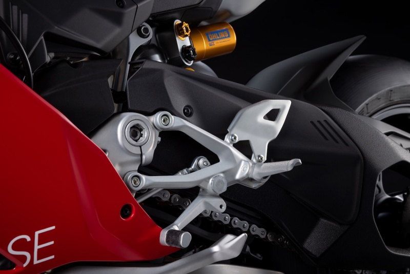 Ducati-Panigale-V4-R-2026-studio-17