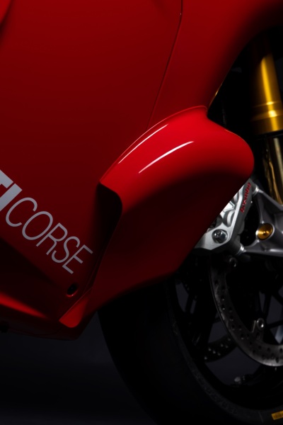 Ducati-Panigale-V4-R-2026-studio-25