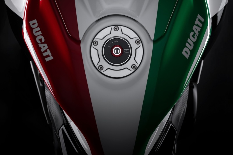 Ducati-Panigale-V4-Tricolore-3