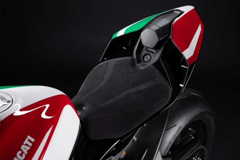 Ducati-Panigale-V4-Tricolore-72