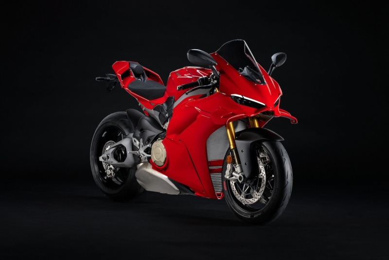 Ducati-Panigale-V4S-2025-2