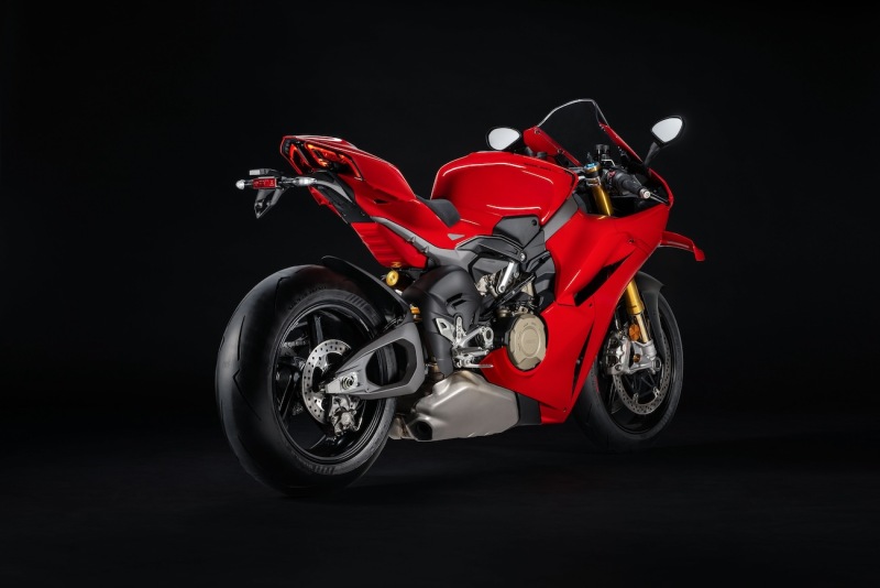 Ducati-Panigale-V4S-2025-3