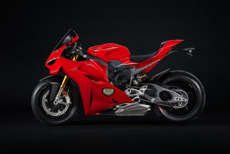 Ducati-Panigale-V4S-2025-4