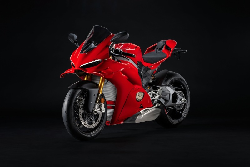 Ducati-Panigale-V4S-2025-9