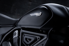 Ducati-Scrambler-Icon-Dark-2025-10