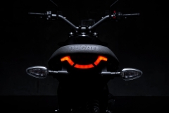 Ducati-Scrambler-Icon-Dark-2025-28