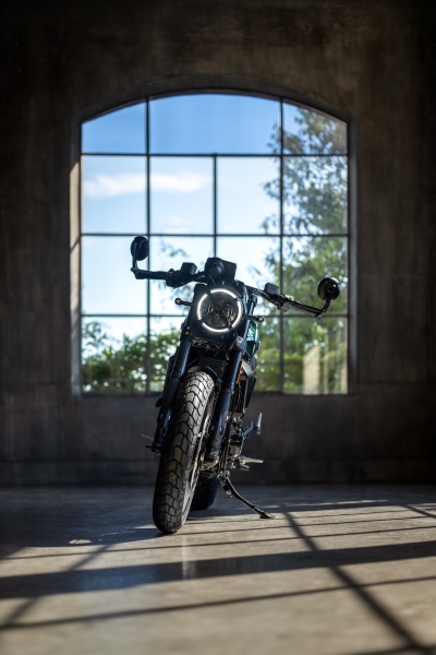 Ducati-Scrambler-Nightshift-Emerald-Green-2026-18
