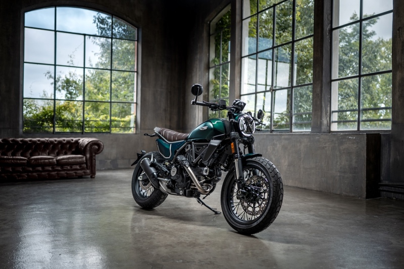 Ducati-Scrambler-Nightshift-Emerald-Green-2026-2